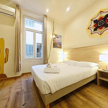 Viva Riviera - 19 Rue Des Freres Pradignac * Cannes